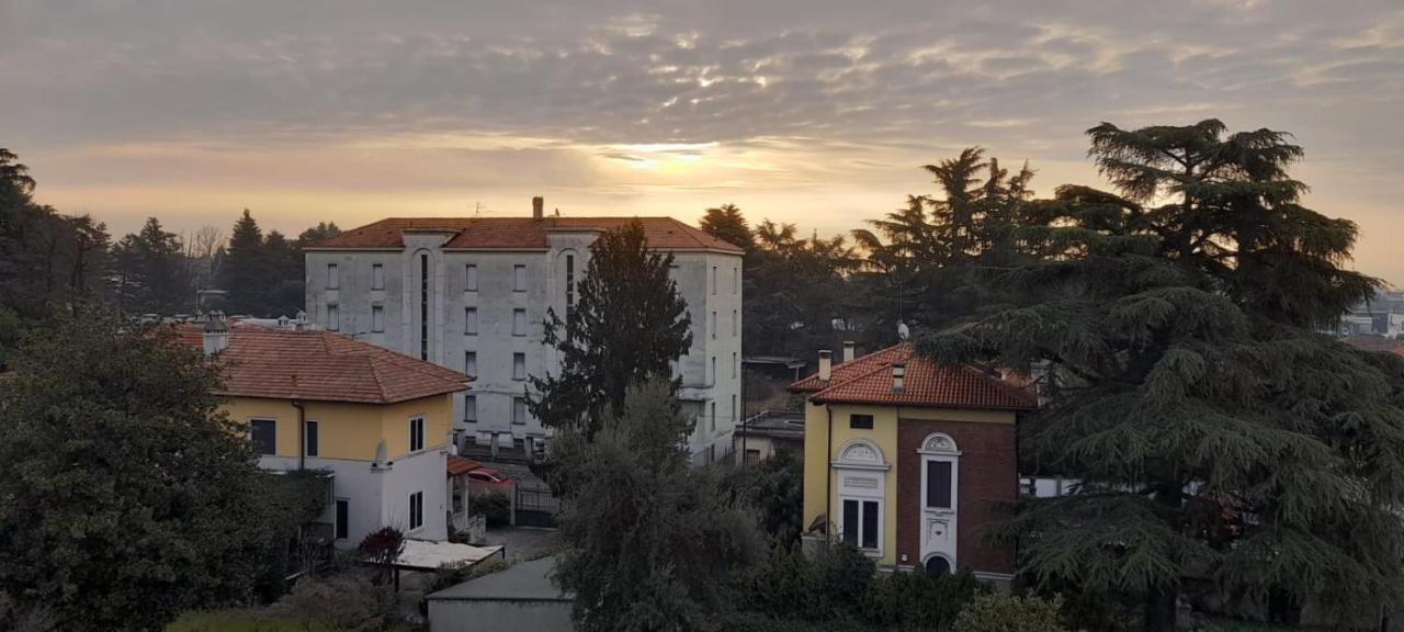 I Feel Orange Hotel Legnano Exterior foto