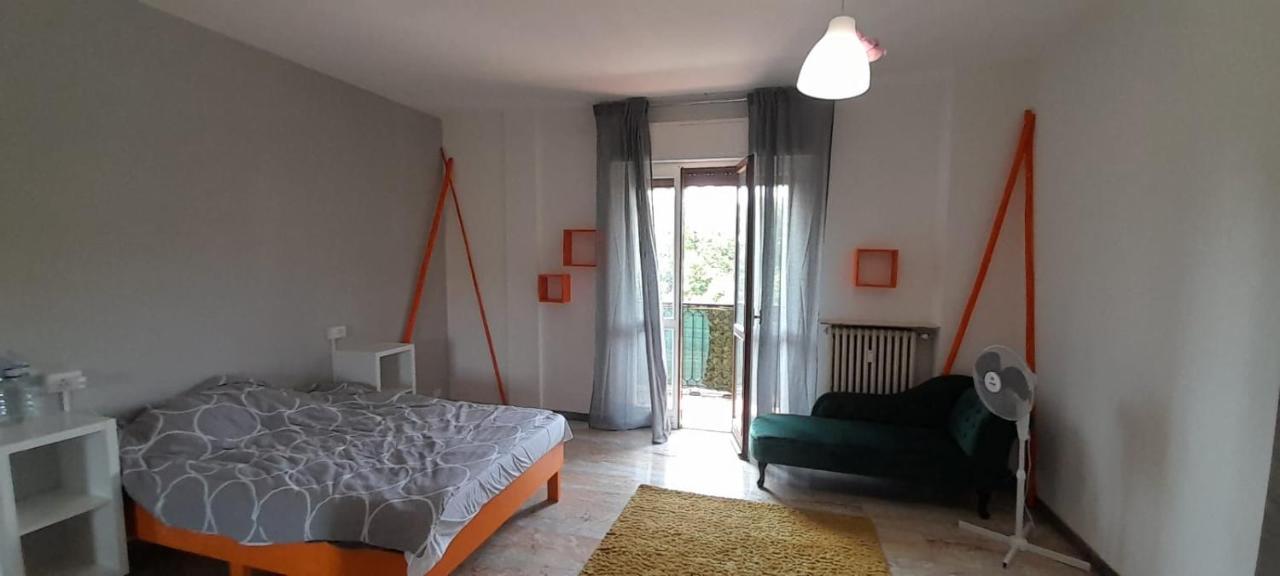 I Feel Orange Hotel Legnano Exterior foto