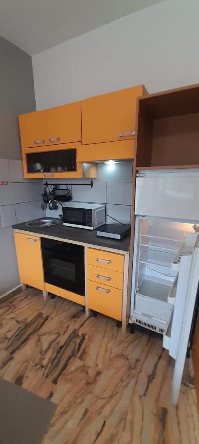 I Feel Orange Hotel Legnano Exterior foto