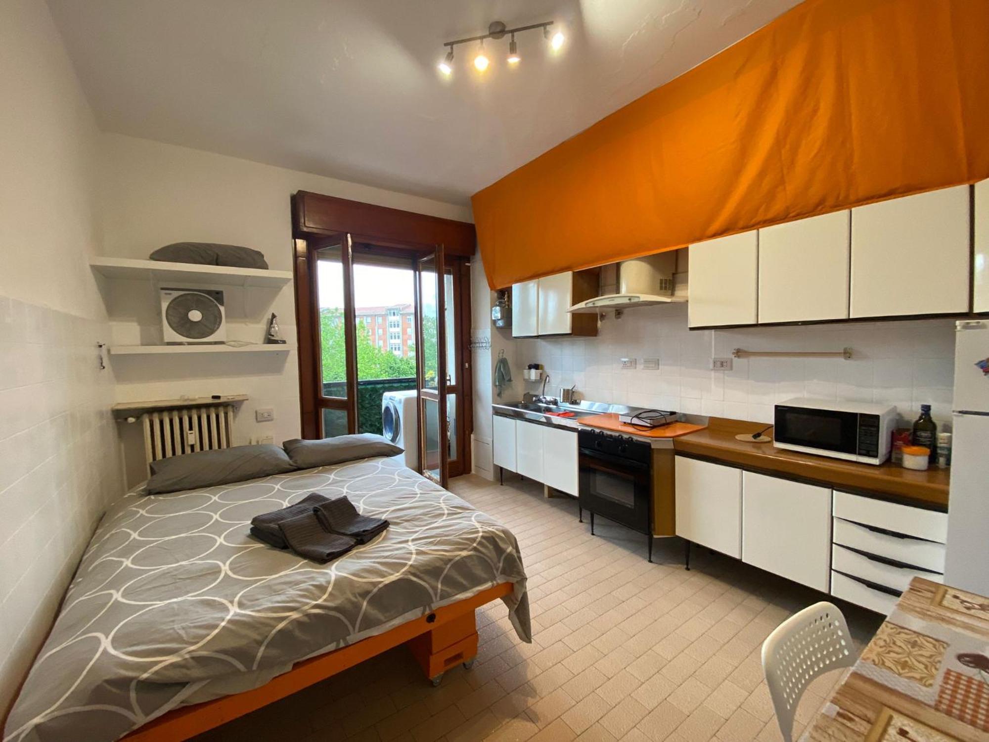 I Feel Orange Hotel Legnano Exterior foto